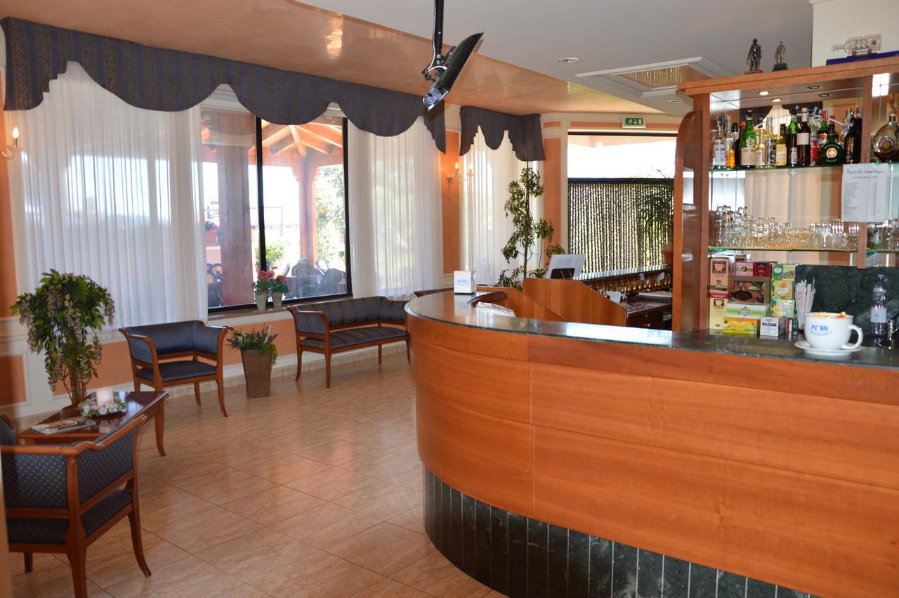 Hotel Rosamarina سان جيوفاني روتوندو المظهر الخارجي الصورة